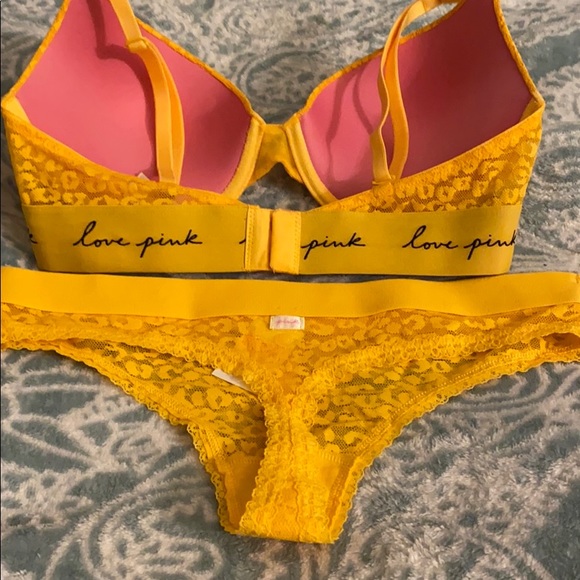 Victoria’s Secret PINK panty/bra set - Picture 4 of 5